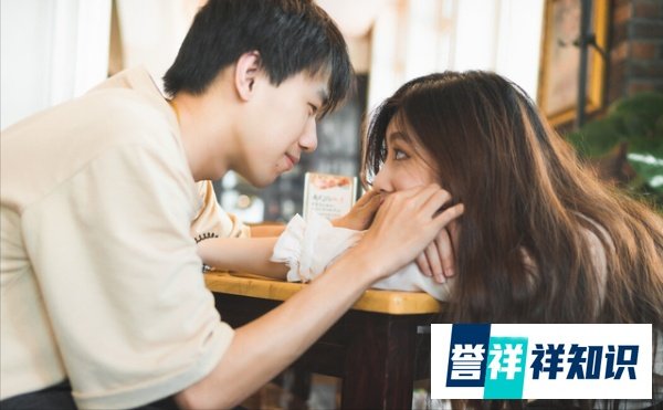 85岁老人想娶60岁女友遭子女反对，年龄不应该成为爱情的绊脚石