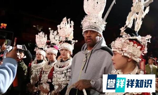 村BA全程黑脸，霸占电梯，艾弗森中国行圈钱不干活行为惹争议