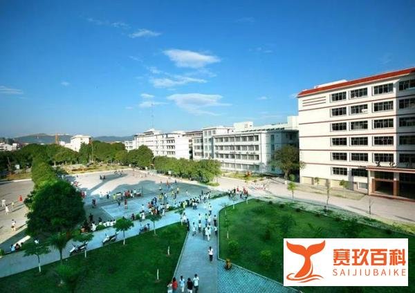 学生宿舍内死亡,学校:亚硝酸盐中毒,警方介入调查!