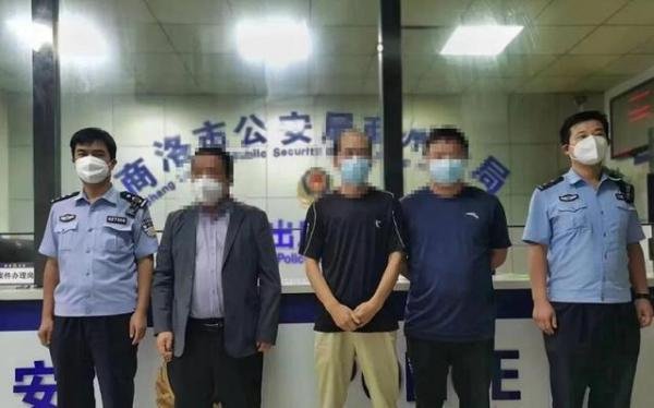 3人组织业主聚集庆解封被拘10日 这是咋情况？
