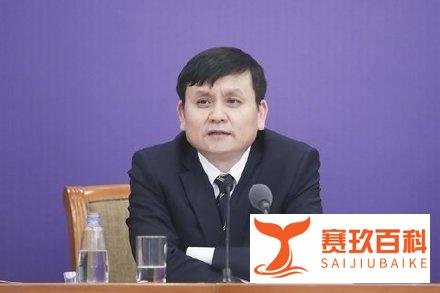 张文宏为电影行业说话了：将剧场搬到室外是对抗疫成果的不信任