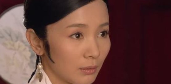 颂芝扮演者