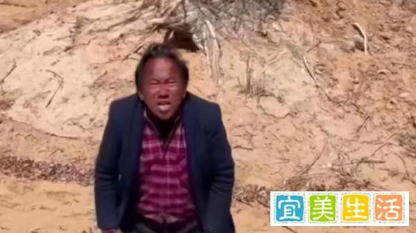 50元1车，林场主“跪地求供水”协商无果，只好自掏腰包买水