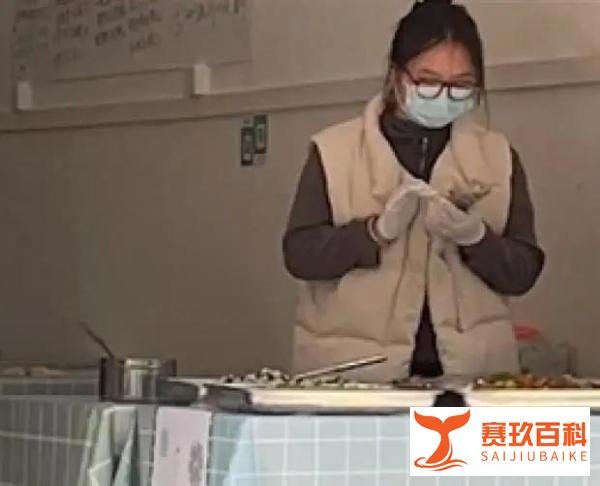 年薪30万女生转行卖快餐