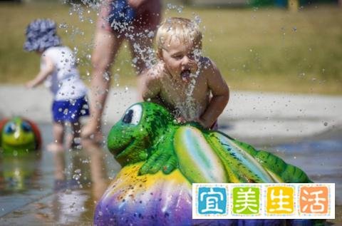 加拿大遇罕见热浪超230人死亡 这是咋情况？