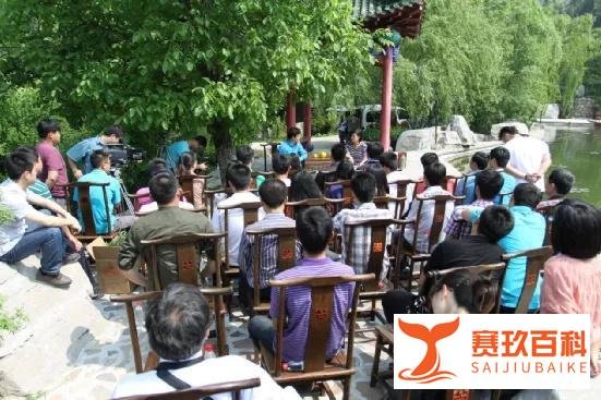 主持人小超（孙希超）《小超访谈录》：“中国达人”潘倩倩——胶州姑娘的打工经历