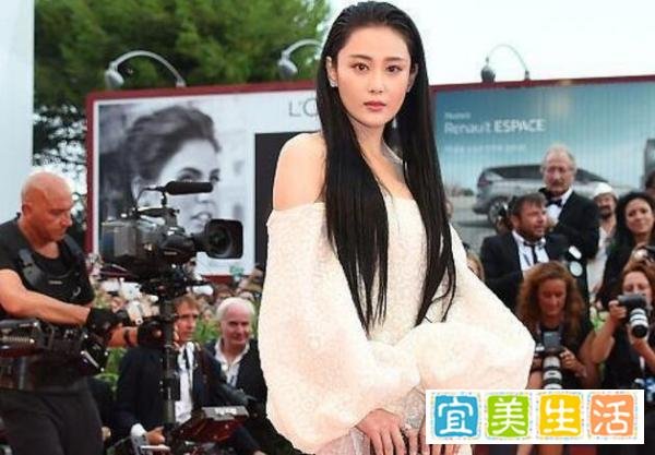 张馨予升级当妈：婚姻不需要喧闹，嫁给爱情，嫁给他就是幸福
