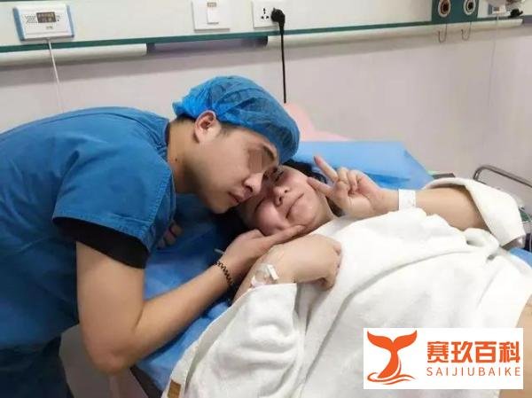 孕妇临产医院劝回产下男婴，临产有七个特征，难道是医生误判？