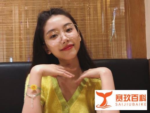 小鲜肉黄俊捷否认劈腿，疑似其前女友霸气喊话：将放床事录音