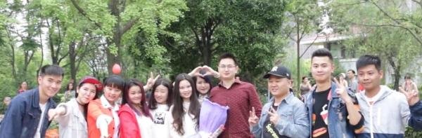 浪漫的快闪求婚