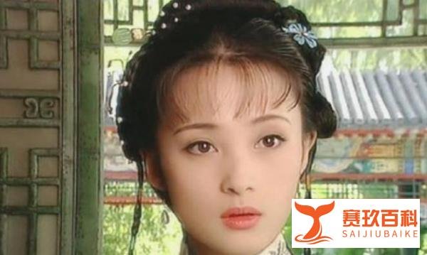 蒋勤勤秦海璐刘涛素颜同框,虽露出黑眼圈,却曝光了女演员的修养