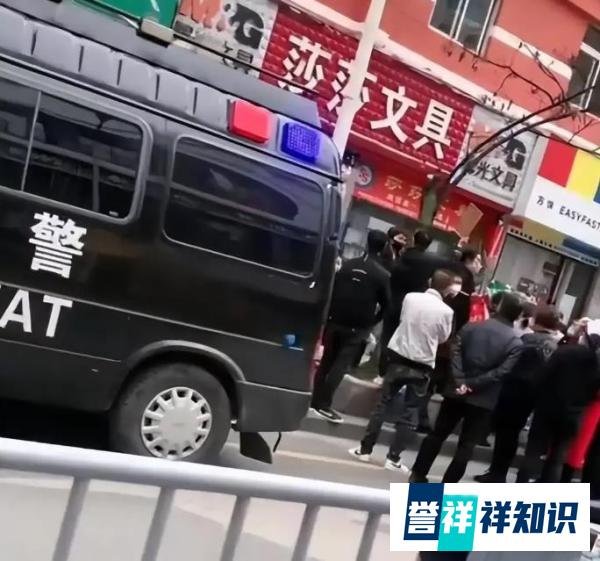 女孩偷拿商品遭店主扣留训斥20多分钟后,回家跳楼身亡!