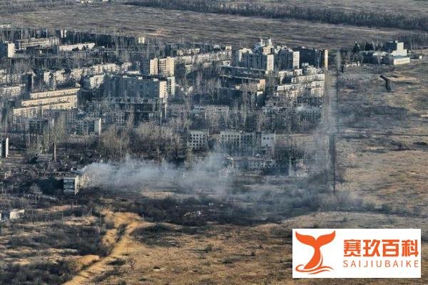 战火下的乌克兰城市阿夫杰耶夫卡 硝烟弥漫