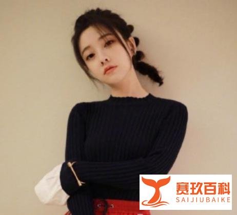 深陷“会计门”，被扒隐婚和素颜，冯提莫这些年经历什么？
