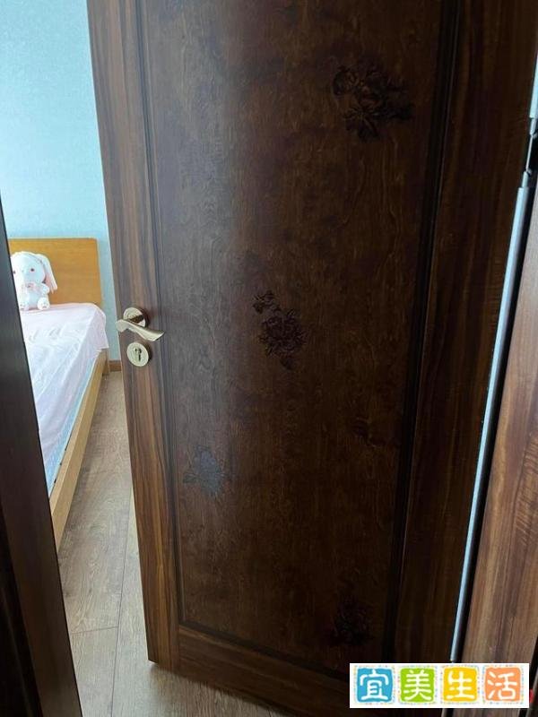 35岁单亲妈妈住宅遭男邻居非法侵入