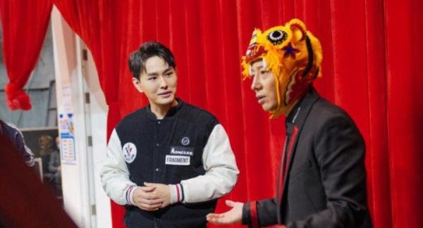 邓男子回应刘涛是托：托住了小撒