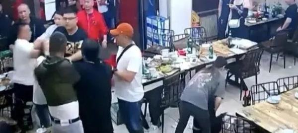 唐山打人事件最新情况：2受害女子出院，主犯保护伞被查！