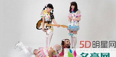 “胡子小姐”与日本两萌妹组偶像组合“LADY BABY”