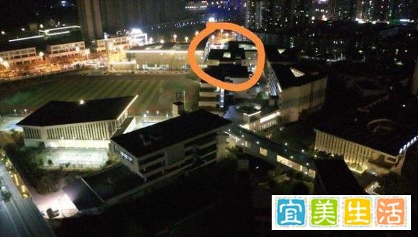 四川一高中生从3楼飞奔至6楼跳下身亡