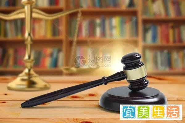 女子自曝16岁时被舅舅性侵