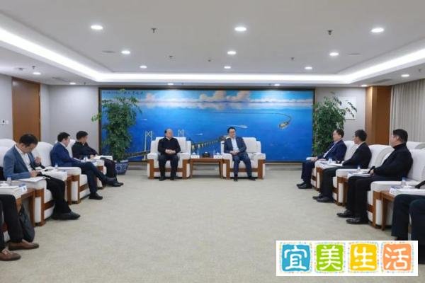 王海怀会见武汉市委常委、武汉经开区工委书记刘子清