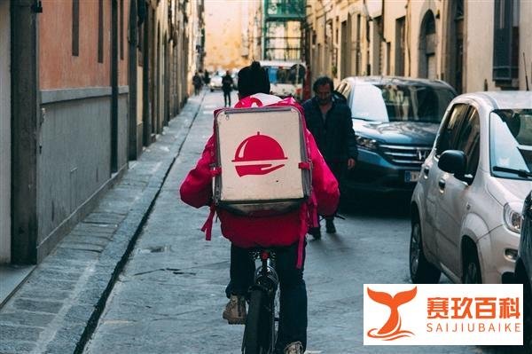 外卖2个馒头收2次打包费被吐槽！有店主坦言：全是套路