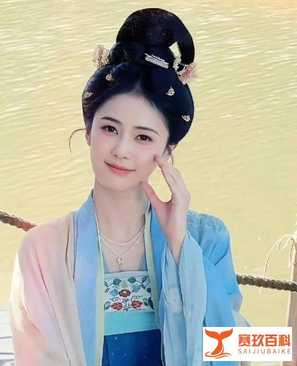 白鹿新剧《攻玉》引热议！古风女主捉妖大戏，看到男主：期待了！