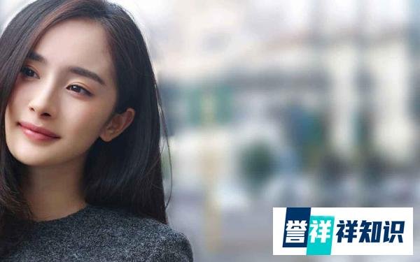 杨幂片场遭代拍蹲下恶意拍摄险走光,小编我也是有话不吐不快