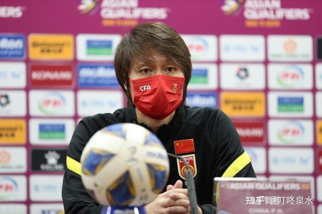 李铁回应发布会发言:话有点多 这是咋情况？