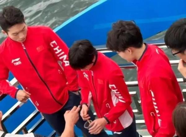 全红婵回广东游万绿湖引发热议，为何很多人担心她？