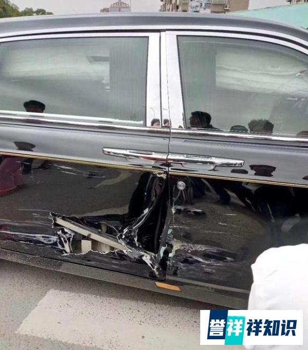 劳斯莱斯撞公交车，一招教你如何避免赔偿百万！