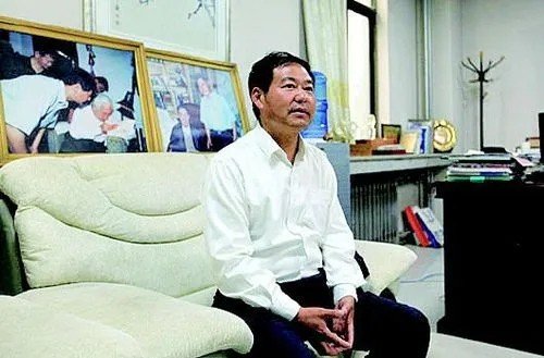 蓝翔校长为什么和妻女反目成仇