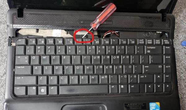 惠普笔记本Compaq511拆机图片分解
