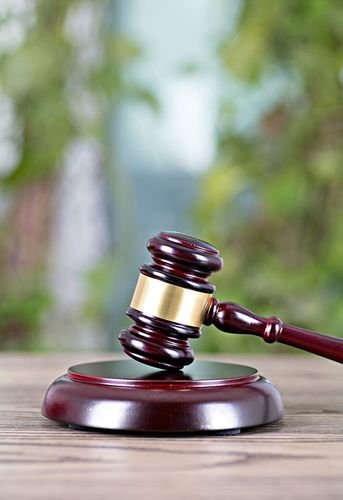 10级伤残大约赔多少