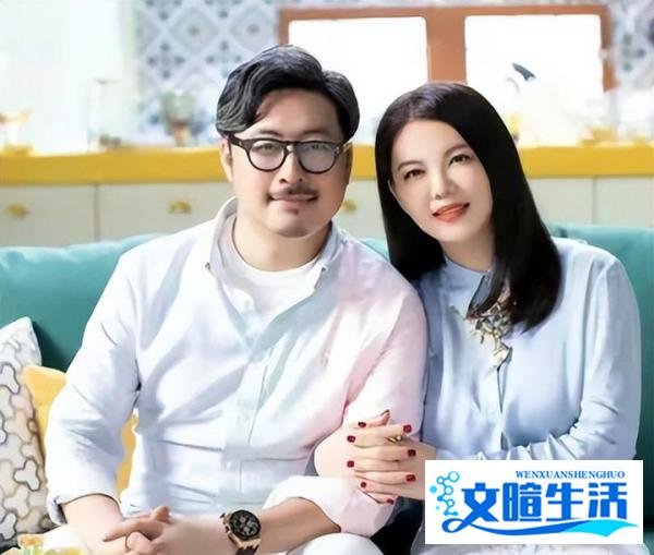 王岳伦带女儿去地摊剪头，理发后名媛变“小丑”，网友：也太抠了