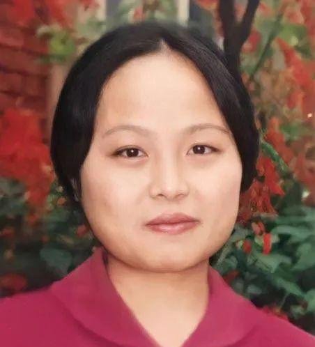 在美华人博士夫妻被杀 遗孤判给外族裔寡妇 亲友愤怒