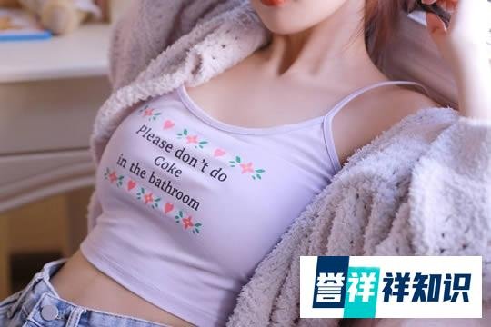 美女和你身体接触什么意思？女人身体3个地方与你接触是真爱