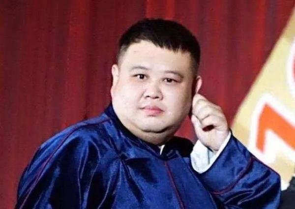 明星出道前都在干什么？欧豪第一份工作是送外卖，肖战做平面设计