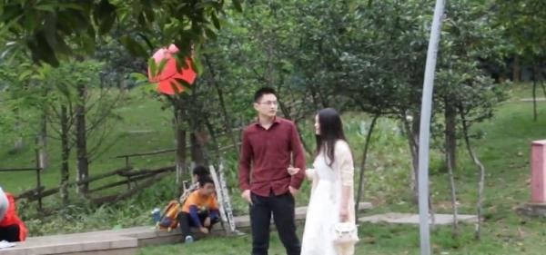 浪漫的快闪求婚