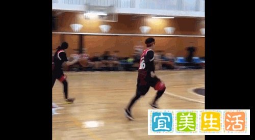 这波真酸了！周杰伦狂晒CBA冠军戒指！公开喊话书豪、艾伦……