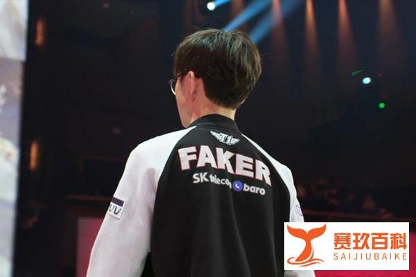 RNG战队与SKT战队狭路相逢 惜败SKT却收获肯定