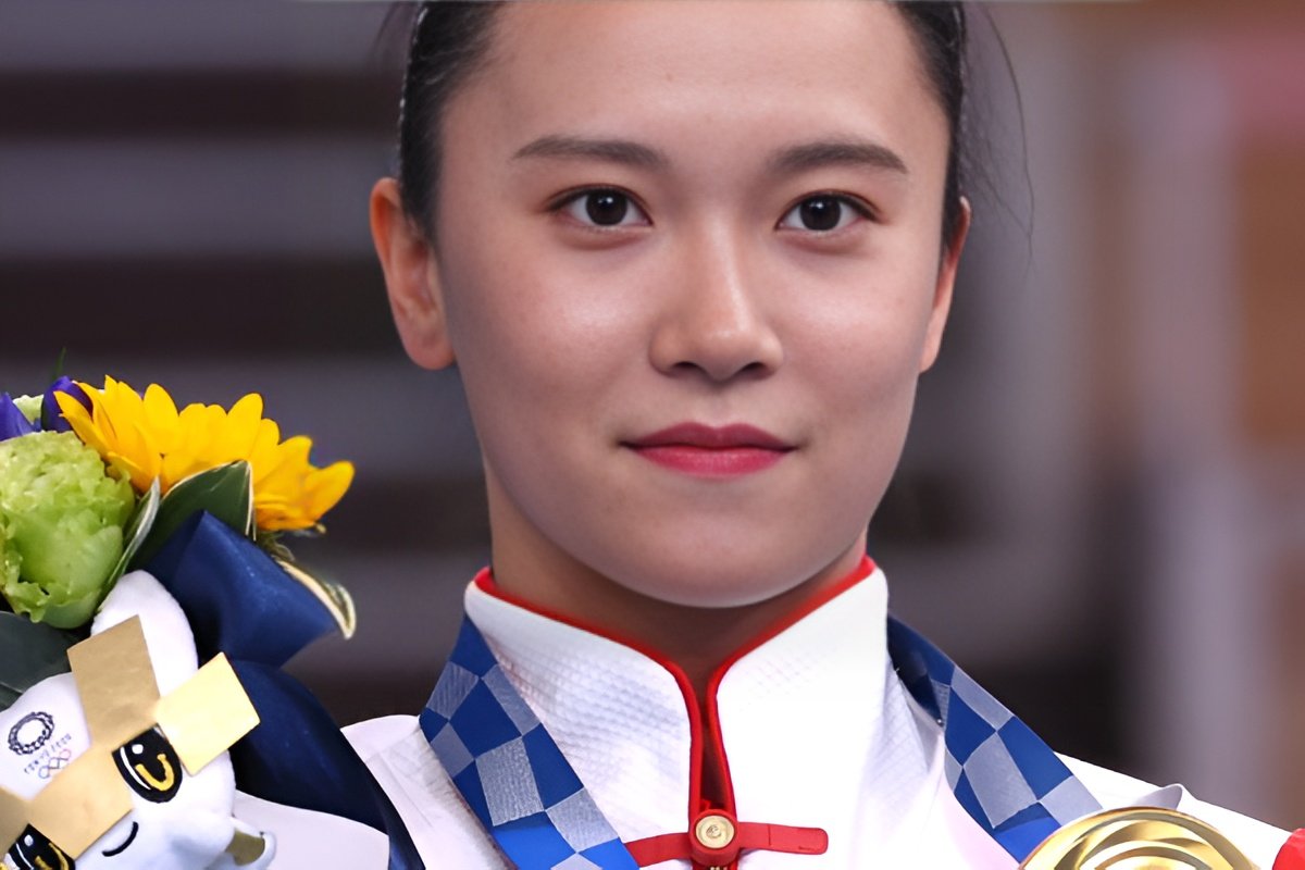 朱雪莹身高