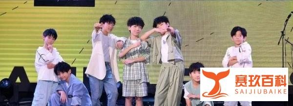平均8岁男团出道？网友质疑，央视批评，别让金钱毁了孩子的童年