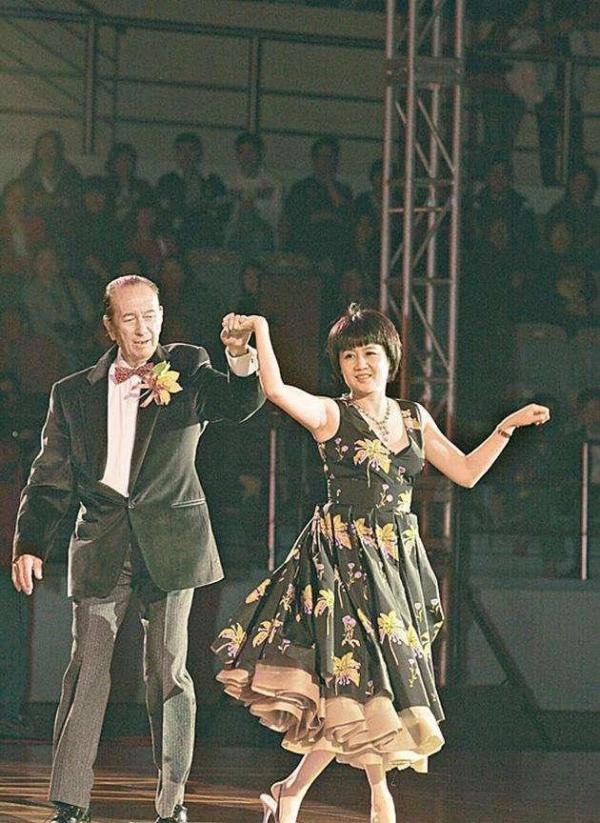 赌王何鸿燊78岁时还在生孩子，令人生疑