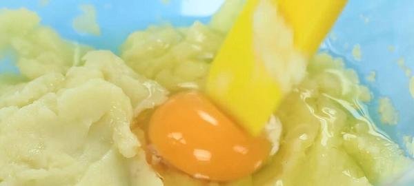 如何制作美味的芭比薯片?
