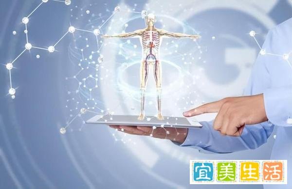 医生小孩给患儿拍胸片?院方通报:当值医生已被停职,将严肃处理