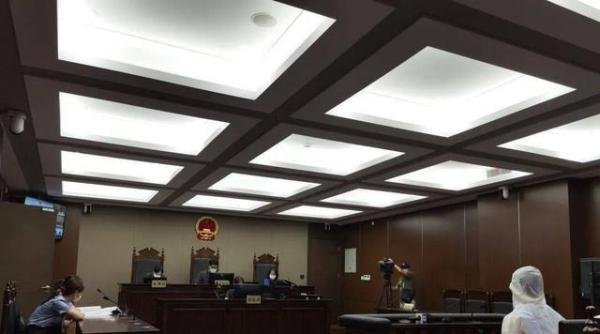 硕士男偷换商户收款码谎称测试被抓 这是咋情况？