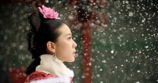 《步步惊心》第6集：那个他以为与众不同的若兰，从此消失了