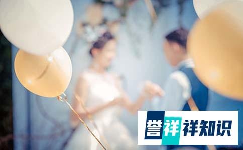 与他人通奸是否构成重婚罪
