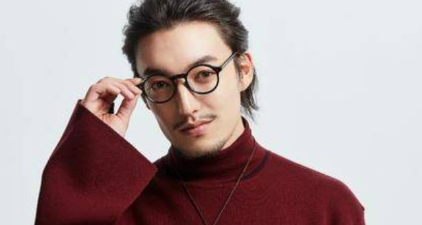 《梦想的声音》谭维维前男友唱的玫瑰是哪一期？
